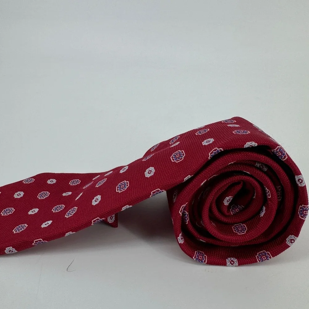 Brooks Brothers Silk Tie Red Geometric Medallion Made in USA Italian Fabric